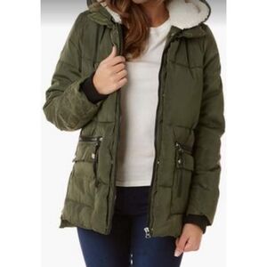 Madden Girl Parachute Puffer Jacket Small